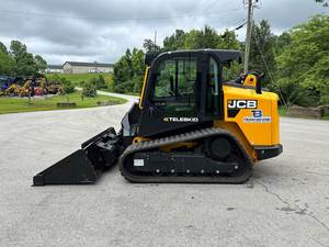 Chargeuse compacte sur chenilles JCB, moteur diesel, pompe hydraulique, machine de construction compacte robuste, haute performance, prête à être expédiée dans le monde entier - Product Image 6