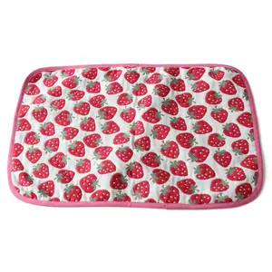 [Wholesale Products] Made in Japan 5-Layered Gauze Diaper Changing Sheet 40cm*26cm 100% Cotton Breathable Low MOQ Strawberry