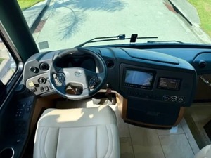 รถบ้าน Tiffin A-L-L-E-G-R-O รุ่นปี 2020 ขนาด 40IP 605 แรงม้า พร้อมขาย - Product Image 2