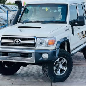 Pick-up utilitaire robuste Lan-cruser GXL 4x4 2015 - Product Image 1