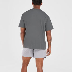 Camisa de verano para hombre, ropa de calle de gran tamaño con impresión personalizada y hombros caídos y cuello redondo de punto con logotipo personalizado - Product Image 3