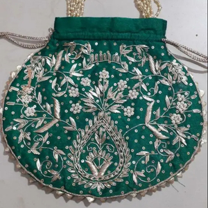 Hermosas cuentas de cristal de piedra bordada bolso de mano botella oscura verde Zari para fiesta-desgaste/boda Potli bolsas de muñeca - Product Image 1