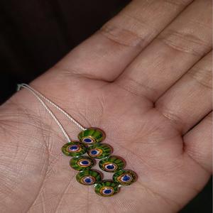 Cuentas redondas impresionantes de cristal brillantes y elegantes hechas a medida para joyería y decoración creativas. Ideal para crear joyas llamativas - Product Image 3