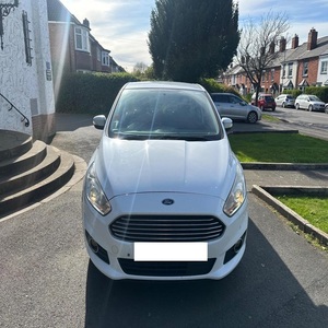 UTILISÉ LHD/RHD 2016 F0RD S-MAX - Product Image 1