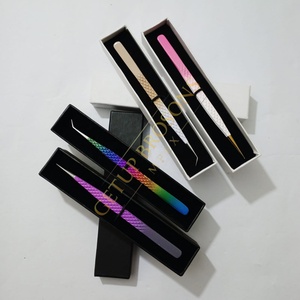แหนบดึงขนตา GETUP BROSONS IMPEX รุ่น Slim Long Isolation แบบกำหนดเองได้ สองสี ด้ามจับเพชร ป้องกันแม่เหล็ก ทนทาน ทำจากสแตนเลส - Product Image 1
