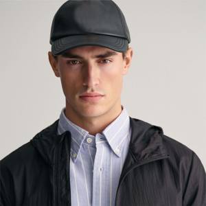 Coupe-vent léger élégant pour hommes-de haute qualité, confortable et idéal pour les tenues tendances et décontractées - Product Image 2