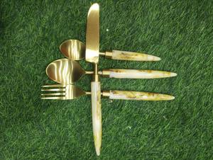 Magnifique ensemble de couverts en acier inoxydable avec poignée design, finition dorée, écologique, pour fêtes, événements spéciaux, restaurants, hôtels, Inde - Product Image 5