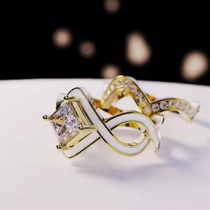 Snow Wave Diamond 18K Gold Vermeil Ring Set Anillos minimalistas de oro Vermeil para mujeres Lab Grown Diamond anillo de compromiso para ella - Product Image 3