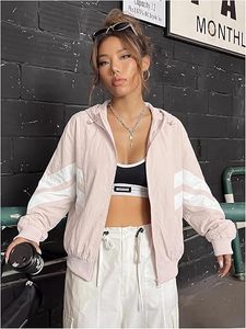 Conjunto Deportivo de 2 Piezas para Mujer, Chaqueta Cortavientos y Pantalones Cortos con Bloques de Color, Cuello Alto, Manga Larga, para Uso Diario, con Logotipo Personalizado, Primavera-Verano - Product Image 4