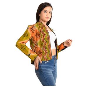 Veste Kantha en coton vintage Veste réversible faite à la main avec imprimés indiens traditionnels Veste de style bohème pour femmes - Product Image 5