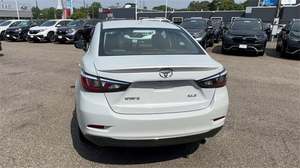 Usado 2019 To-yo-ta Ya-ris LE Sed-an FWD LHD - Product Image 6