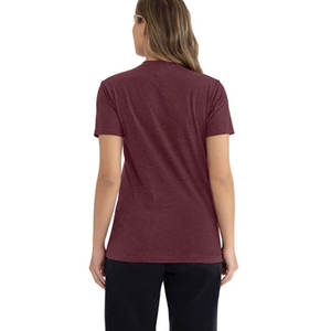 Camiseta Ligera Next Level 6210 CVC para Mujer, Cuello Redondo, Mezcla Ligera CVC Next Level 6210, Ultra Suave, Premium, Color Granate - Product Image 3