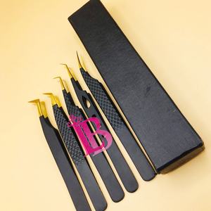 Pinces à épiler pour extensions de cils, pointe dorée, pinces noires, emballage en boîte de carton pour pinces à épiler, poignée lisse, faible MOQ, offre de logo - Product Image 4