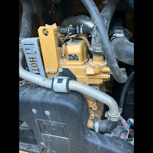 Minicargadora usada CAT 246D original, MINICARGADORA DE 0,9 toneladas, motor de bajas horas certificado CCUE - Product Image 5