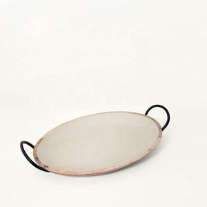 Bandeja de madera para servir alimentos y bebidas, organizar artículos, exhibición de la tienda y uso en la cocina, característica decorativa - Product Image 1