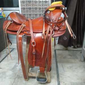 Selle Western de qualité supérieure fabriquée à la main | Conception en cuir durable, parfaite pour la conduite sur sentier et en ranch, selle confortable et durable - Product Image 6