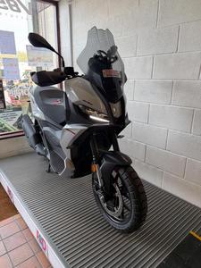 Motos deportivas Aprilia SR GT 400 usadas en venta, de 2016 a 2026, ¡oferta especial! - Product Image 6