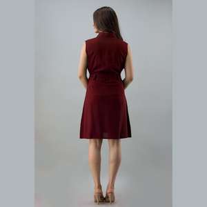 Chemise unie en rayonne marron sans manches à haut long style décontracté - Product Image 6