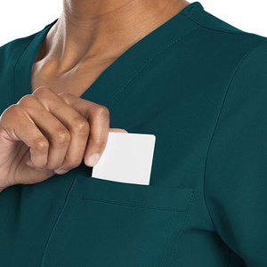 ชุดยูนิฟอร์มแพทย์และพยาบาลแบบสวมใส่ได้ทั้งชายและหญิง ผ้าแคนวาส แขนยาว เสื้อแจ็คเก็ตพยาบาลและชุดสครับ ระบายอากาศได้ดี แห้งเร็ว พรีเซลล์ - Product Image 5