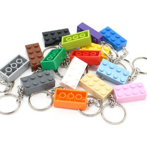 Porte-clés LEGO en acier inoxydable, style simple, en forme de briques colorées, avec mousqueton - Product Image 3