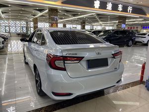 En Stock, 2022 180 Turbo Edición Deluxe 1.0T, Volante a la Izquierda, Transmisión Automática Oscura, Pintura Original de Fábrica 100%, Auto Usado - Product Image 6