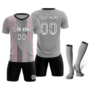 Uniformes de fútbol transpirables de alta calidad de poliéster 100% unisex, nuevo diseño personalizado, ropa de fútbol con nombre de equipo, suministro de servicio OEM - Product Image 1