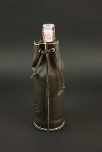 Porte-bouteille de vin monogramme personnalisé fabriqué à la main en cuir véritable porte-bouteille portable pour les fêtes OEM-ALW - Product Image 6