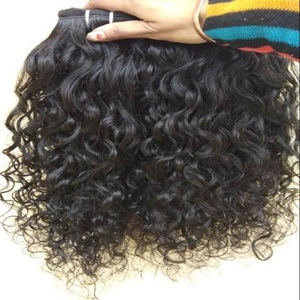 EXTENSIONS DE CHEVEUX HUMAINS CRUS BOUCÉS NATURELS DU TEMPLE INDIEN REMY DE L'USINE DE L'INDE DU SUD PRIX DE GROS BON MARCHÉ - Product Image 1