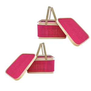 Explorez les saveurs mondiales avec un PANIER CADEAU d'aventure culinaire avec des essentiels internationaux et de cuisine pour les gourmands - Product Image 1