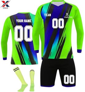 เสื้อทีมฟุตบอล โพลีเอสเตอร์ 100% ระบายอากาศได้ดี น้ำหนักเบา สวมใส่สบาย ออกแบบสีได้ตามต้องการ สำหรับผู้ใหญ่ ทั้งชายและหญิง เหมาะสำหรับสโมสรและโรงเรียน แบบสั้น - Product Image 5
