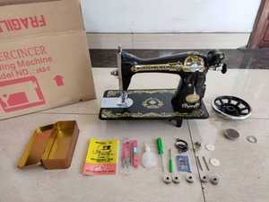 จักรเย็บผ้าอัตโนมัติอัตโนมัติสำหรับใช้ในครัวเรือน overlock - Product Image 5