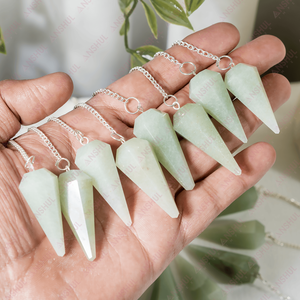 Péndulos Facetados de Aventurina Verde de la Mejor Calidad y Color Atractivo, Tallados con Diseño Feng Shui - Product Image 2