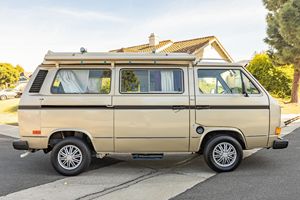 Volkswagen Vanagon GL d'occasion de 1987 - Product Image 3