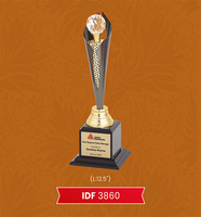 Trophée personnalisé 2024 pour récompenses de football, en métal et bois, écologique, haute qualité, imprimé en typographie, à bas prix pour salons professionnels
