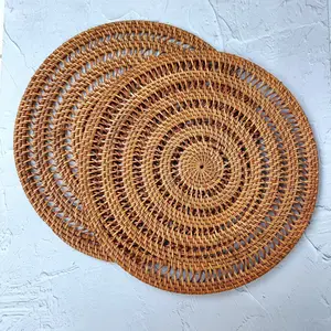 一套2个蜂蜜棕色螺旋圆形藤垫波西米亚网纹地垫