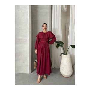 Abito Casual con collo a mantella con dettaglio in pizzo - Product Image 5