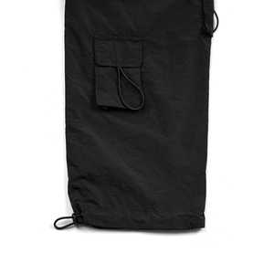 Pantalones Cargo Clásicos de Nailon con Ajuste de Cordón en Rodilla y Cintura, Sensación Relajada, Pantalones Cargo de Estilo Urbano con Múltiples Bolsillos - Product Image 4