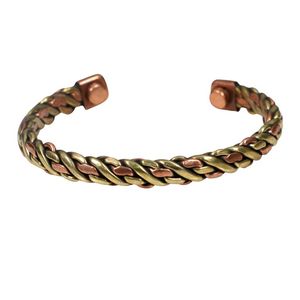Bracelet jonc ouvert élégant en laiton plaqué argent, gravé sur mesure, pour femme, à prix avantageux - Product Image 1
