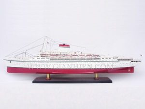 Gia Nhien Fabricant Design personnalisé SS CRISTOFORO COLOMBO Bateau de croisière MODÈLE DE BATEAU EN BOIS Artisanat en bois MODÈLE DE BATEAU - Product Image 3