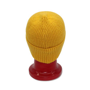 Gorro de Invierno Personalizado con Bordado, Gorro de Punto - Product Image 2