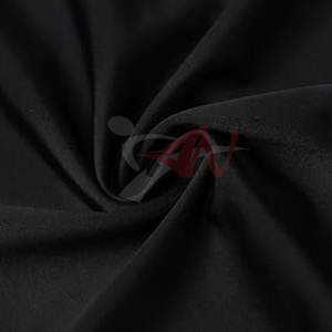 Camiseta de Manga Corta con Protección Solar, Diseño Flexible y Transpirable para Entrenamiento y Uso al Aire Libre - Product Image 6