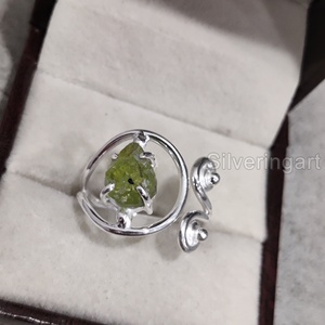 Bijoux en pierre brute bague pour femme péridot brut naturel pierre précieuse août pierre de naissance anniversaire concepteur 925 bague en argent Sterling - Product Image 3