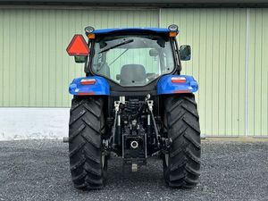 Tractor de ruedas Holland T6070 Plus 80hp 90HP 100hp 4WD con cabina de conductor Tractor agrícola nuevo/usado a la venta - Product Image 4