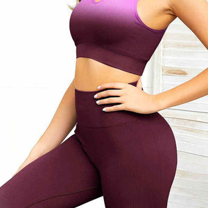 Ensemble de yoga personnalisé pour femmes, motif uni, taille haute, tenue de sport, combinaison de sport avec logo frontal, service OEM - Product Image 3