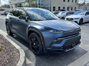 Véhicule SUV d'occasion propre Fisker Ocean Extreme AWD 2023 pour adultes, conduite à gauche/droite, avec garantie de 3 ans, prêt à être expédié - Product Image 2