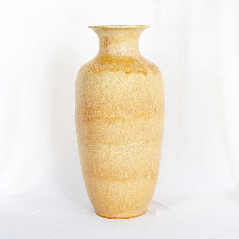 สีเหลือง