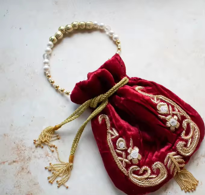 เช่นเดียวกับภาพ