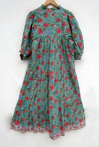 Robe longue en coton imprimé floral de couleur mélangée pour femmes avec des robes hippi d'été boutonnées - Product Image 4