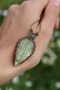 Fait à la main en argent Sterling bohème Hippie Micro macramé collier lunette réglage vert larme Labradorite pendentif fiançailles - Product Image 6