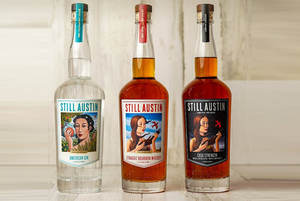 ขวดเครื่องดื่มแก้วคุณภาพพรีเมียมขนาด 750 มล. แบบกำหนดเอง ปั๊มร้อน ป้ายกำกับส่วนตัว พิมพ์ลายสกรีน ตกแต่งด้วยฝาปิดแบบหยด - Product Image 3